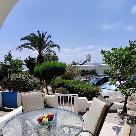 Lovely 1-Bedroom Unit @ Fabulous Location Paphos Exterior photo