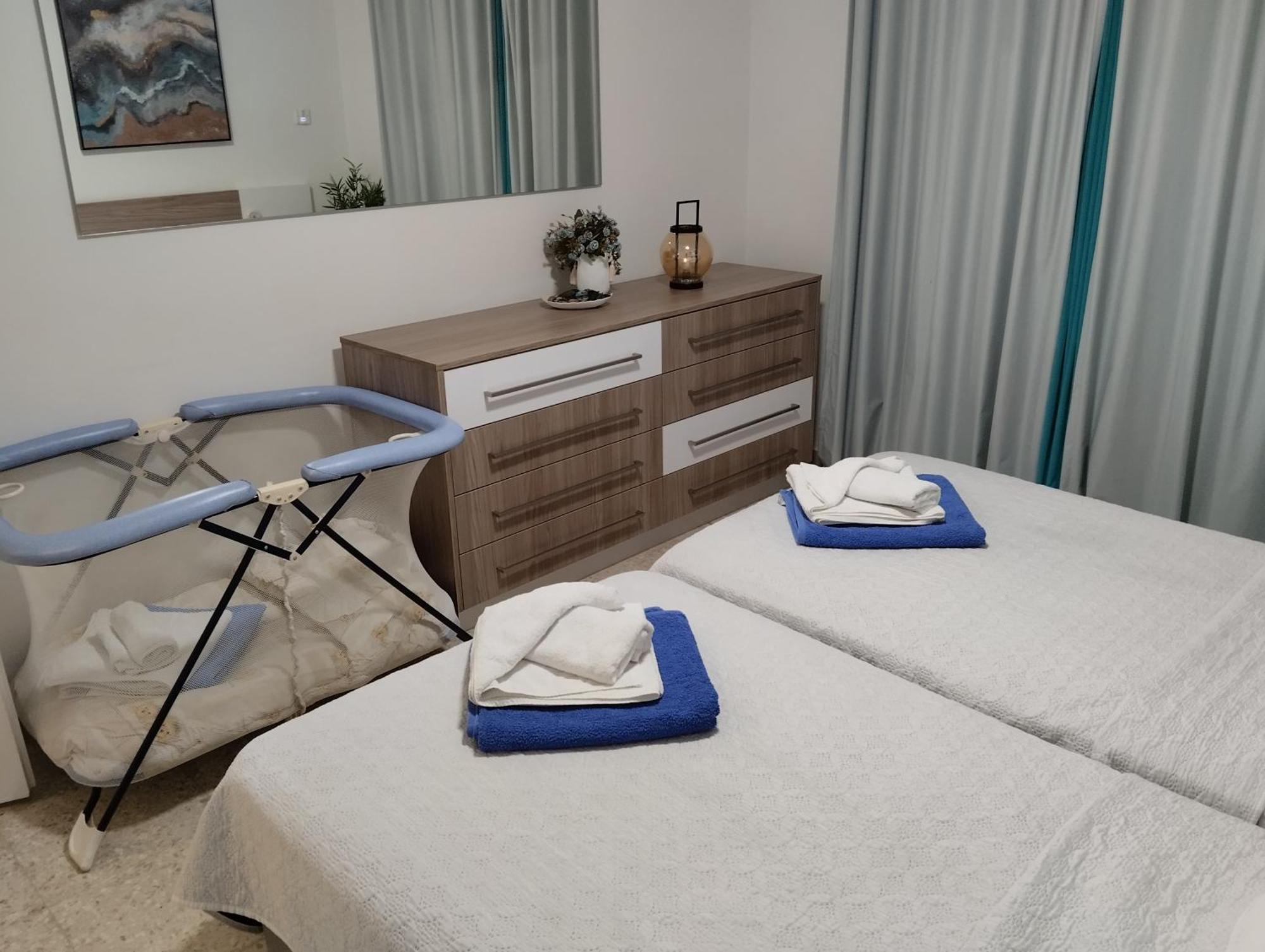 Lovely 1-Bedroom Unit @ Fabulous Location Paphos Exterior photo